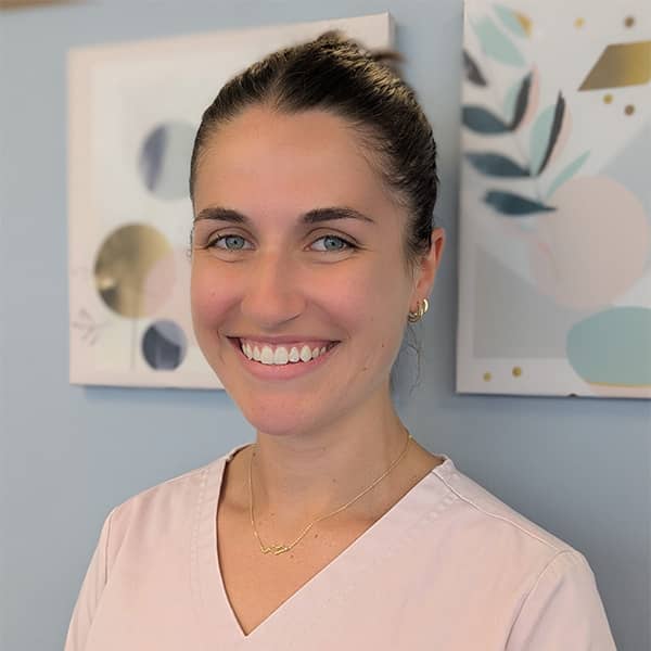 Miss Isabel Edwards Dental Nurse at Ile Dental Centre